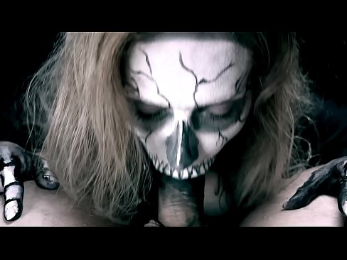 ❤️ ສາວ Demon ດູດ cock ກັບປາກສີດໍາຂອງນາງແລະກືນ cum. ️ ໜັງໂປ້ ຢູ່ທີ່ພວກເຮົາ lo.porn-mz-com.ru% ﹏